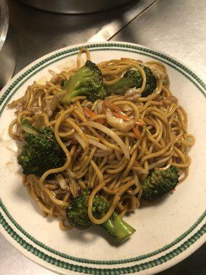 vegetable LO MEIN so yummy