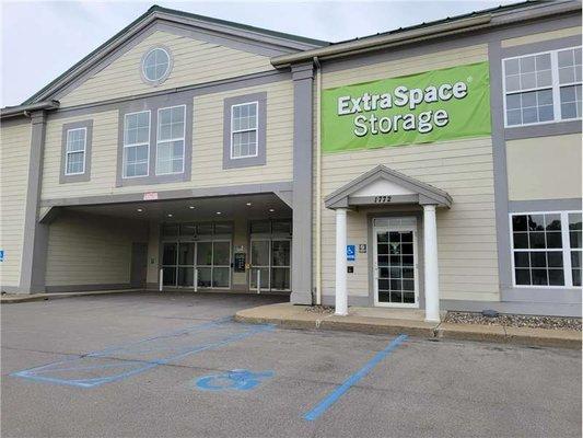 Beauty Image - Extra Space Storage at 1772 Route 9, Clifton Park, NY 12065