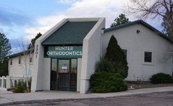 Hunter Orthodontics: Hunter Craig DDS