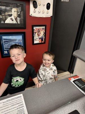 Barber shop, haircut, kids haircut