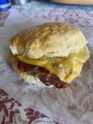 Bacon n egg biscuit