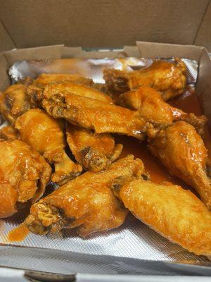 Best wings with plenty of sauce