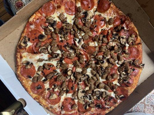 Large Pizza Pepperoni with Sausage and Mushrooms