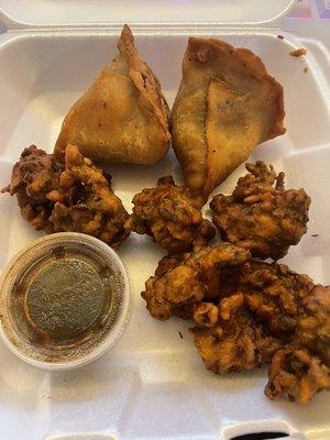 . Mix Pakora . Samosa