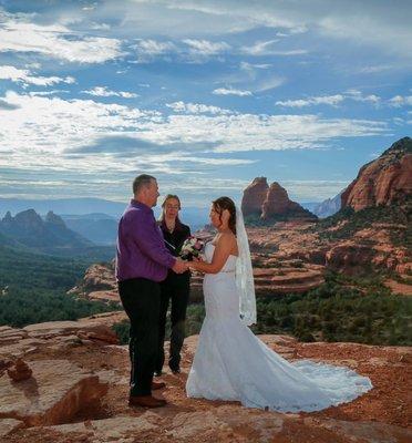 Sedona Elopement Weddings