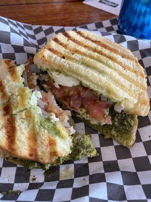 Chicken Pesto Samdwich