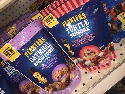 Planters Gourmet Trail Mix Collection