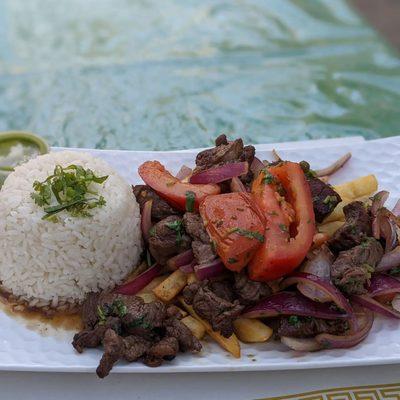 Lomo Saltado