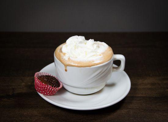 Brigadeiro Mocha
(Brazilian Fudge Truffle Mocha)