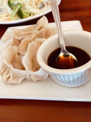 Steamed dumplings