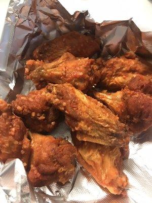 Hot garlic wings