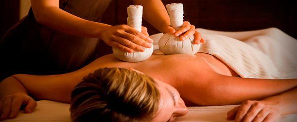 Thai Herbal Poultice Massage