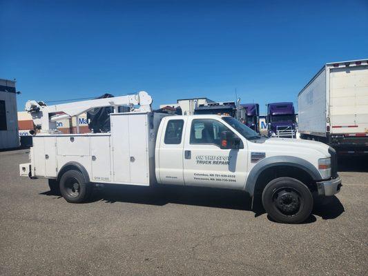 F550  Service Truck