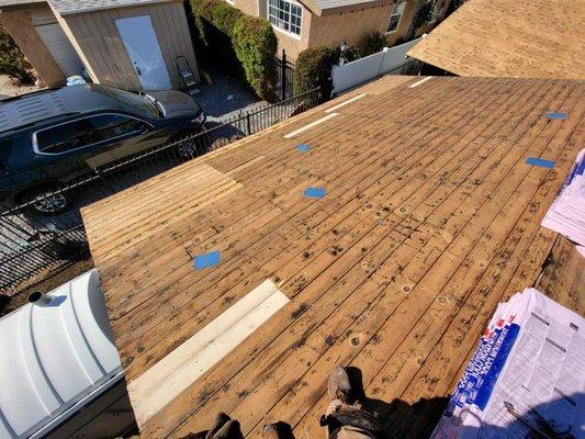 Roofing Contractor