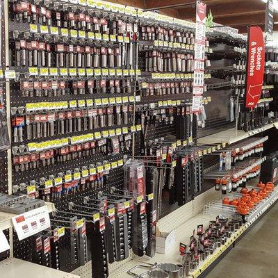 MacDonald Hardware & Supply has a large selection of Hand Tools, from Channellock, Milwaukee, Klein, Proto, IRWIN, and more!