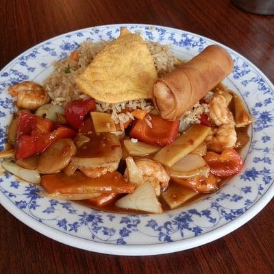 Szechuan Shrimp Lunch Plate