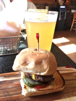 Beef Sliders- fresh bun and perfect pickle. Paired with an Alagash White.