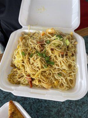 Singapore Chow Mai Fun $9.50