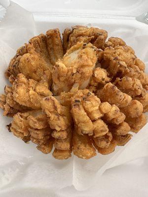 Bloomin' onion