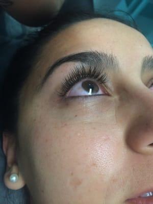 Natural set of volume lashes