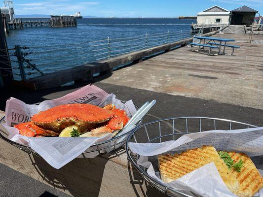 Whole crab with a view!