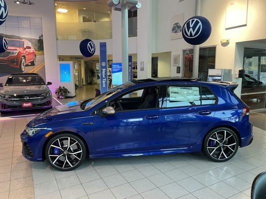 Golf R