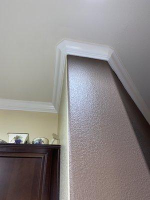 Crown moulding 4-1/2