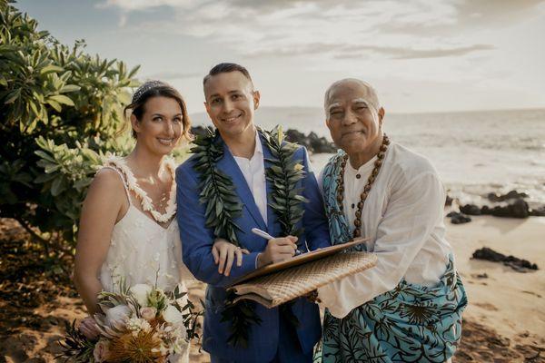 Our sweet officiant, Joe! We can see why he's the island's favorite officiant!