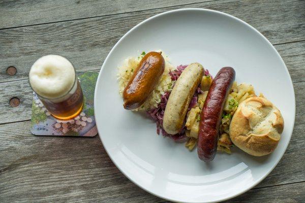 Copper Altbier and sausage sampler plate