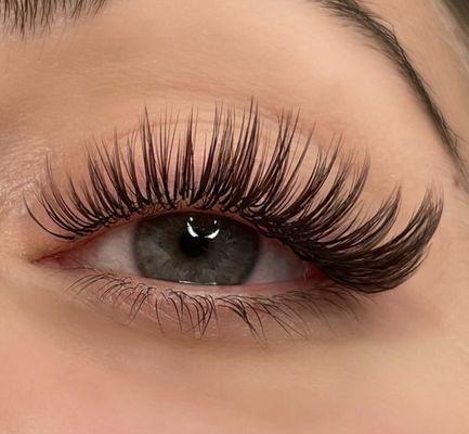 BeautyX Hybrid lash extensions