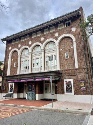 Historic Cocoa Village Playhouse est 1924