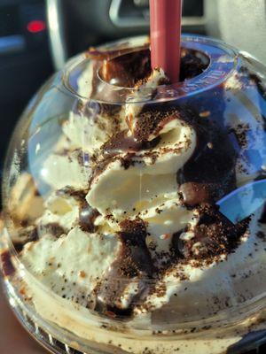 The Mississippi mud frappe. I love the espresso powder on top! I do recommend if you have a sweet tooth.