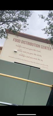 Food distribution center