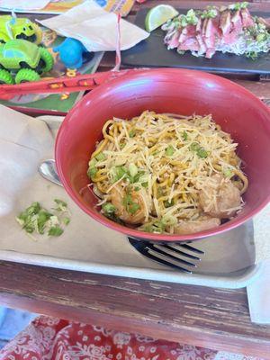 Garlic noodles with shrimp