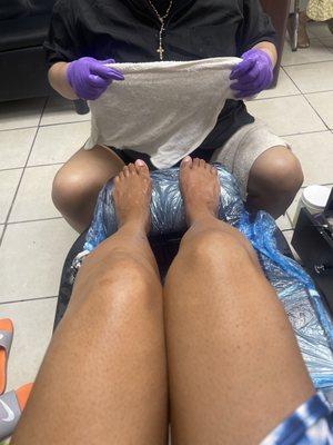 Redoing my toes after ONE day at Eden nails.