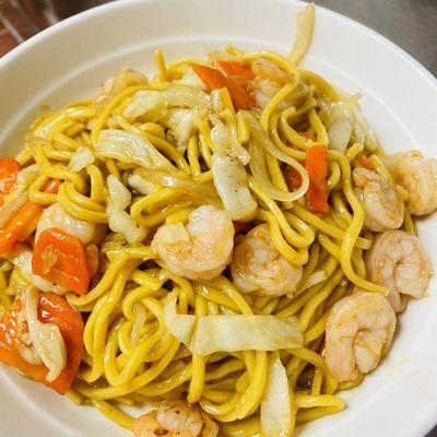 Shrimp lo mein