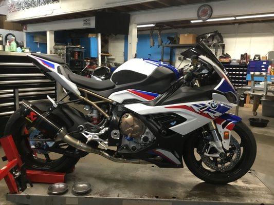 2020 BMW S10000RR M full exhaust install