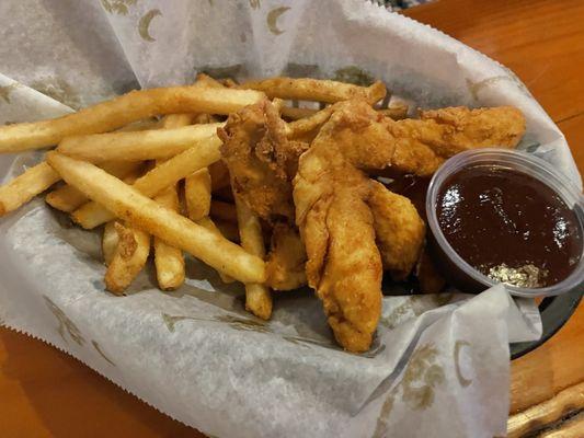 Kid's meal - chicken tenders & fries