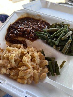 Smoked macaroni and cheese, green beans, baked beans