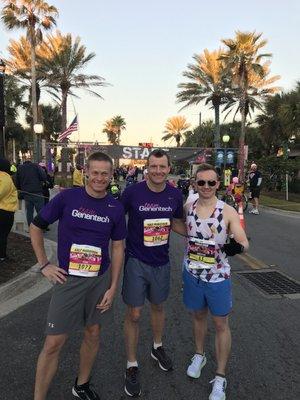 Team Genentech pumped at Run Donna 2020 starting line