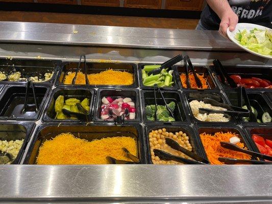 Fresh fully stocked salad bar