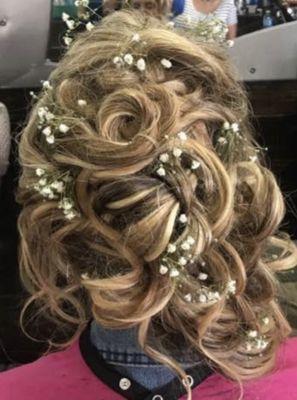 Beautiful bride hair