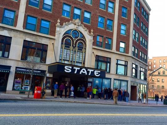 Line before Guster's spring 2015 concert