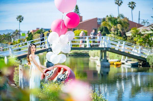 Got our balloons for engagement shoot from Balloon Concept! They're very helpful and worked with me to get what I wanted. Thanks so much!