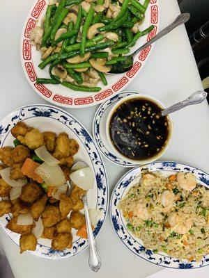 Orange Chicken (sauce on the side upon request) 
Szechwan Braised Green Beans (additional mushrooms in garlic sauce) 
Shrimp Fried Rice