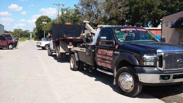 Autopros Towing & Recovery LLC delivers the safest, most reliable towing services in Tampa, FL...