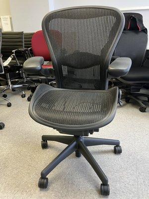 Herman Miller Aeron B