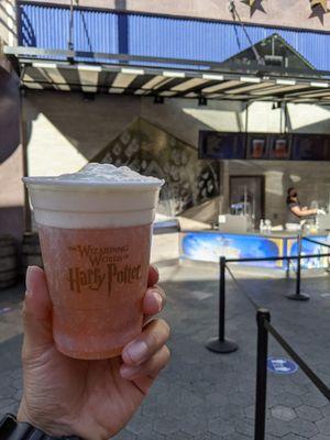 My first butter beer since Covid-19 pandemic hit. Harry Potter Sweets and Treats stand.