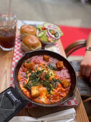 Halloumi Shakshuka