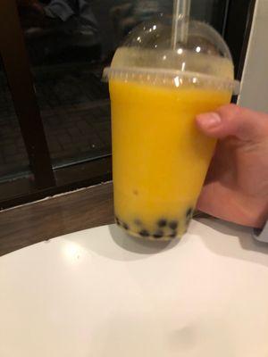 Mango smoothie w Extra Tapioca